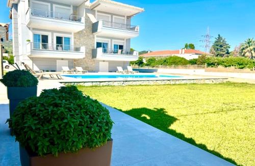Oropos Apartamento | Costa Kalamos Suites
