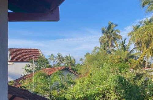 Ekala Apartamento | Costa's Villa, Tropical Oasis, Mirissa Balcony Room