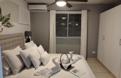 La Chorrera Casa | Costa Verde Room With Private Bathroom