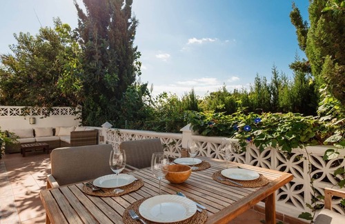 Marbella Chalet De Esquí | Costabella Beach House · Magnolia Marbella