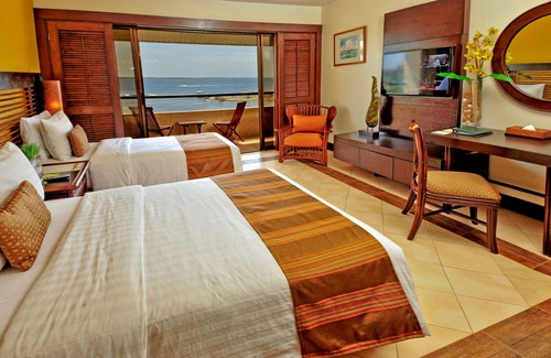 Maribago Complejo | Costabella Tropical Beach Hotel