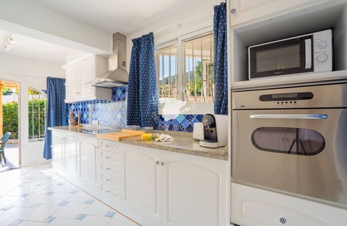 La Canuta Villa | CostaBlancaDreams - Casa Azul en Calpe