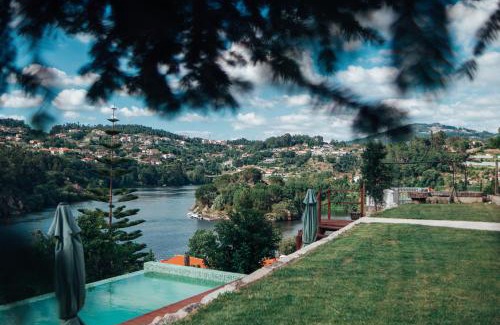 Castelo de Paiva Casa | Costeira Douro
