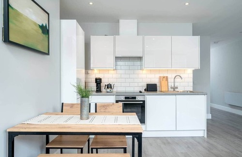Grove Apartamento | Cosy 1 Bed, Apple Market Kingston