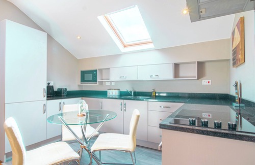 Neepsend Apartamento | Cosy 1-Bed Skylight Loft Close to Uni & City Centre