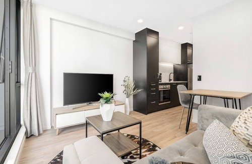 Newton Apartamento | Cosy 1-Bedroom with Pool & Sauna in City Centre