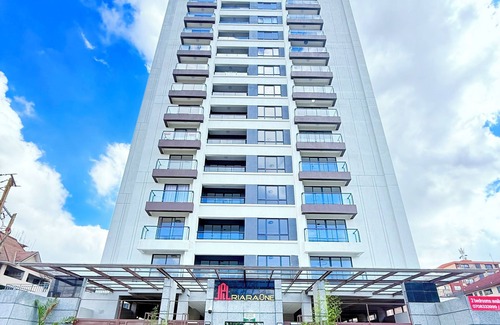 Thompson Estate Apartamento | Cosy 1 br furnished rental near Junction mall in Lavington area Nairobi city.
