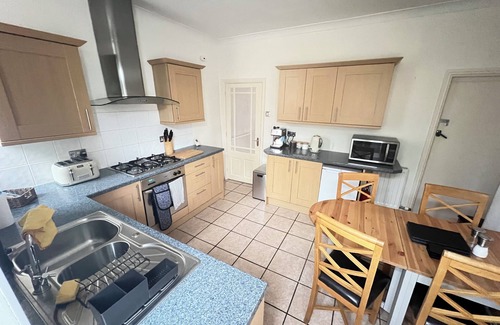 Penistone Casa | Cosy 1890s Home Nestled In Penistone