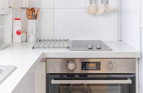Custom House Casa | Cosy 1BD Home, near London City Airport!