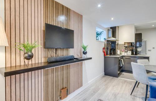 Penylan Apartamento | Cosy 1Br Relocation Contractors Family with parking