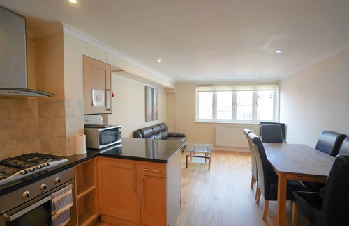 Waterloo Apartamento | Cosy 2-Bed 2 Bathroom Apartment in London