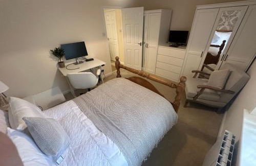 Castle Bromwich Casa | Cosy 2 Bed House near Birmingham Airport & NEC