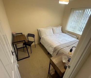 Castle Bromwich Casa | Cosy 2 Bed House near Birmingham Airport & NEC