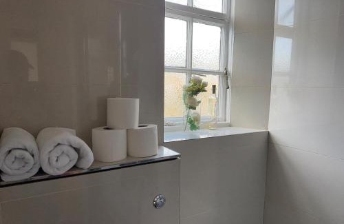 Garden Suburb Apartamento | Cosy 2-Bed Retreat in Hampstead