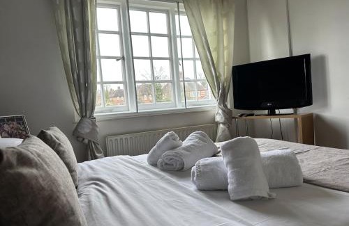 Garden Suburb Apartamento | Cosy 2-Bed Retreat in Hampstead