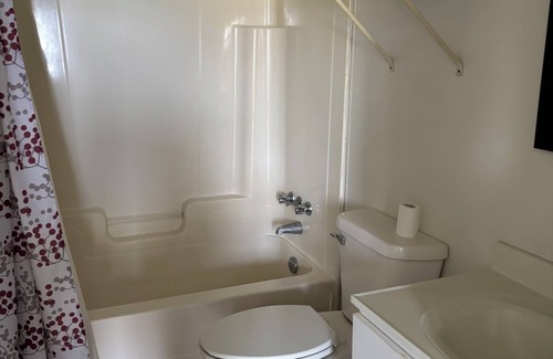 Bayside Cabaña | Cosy 2 bedroom cottage.