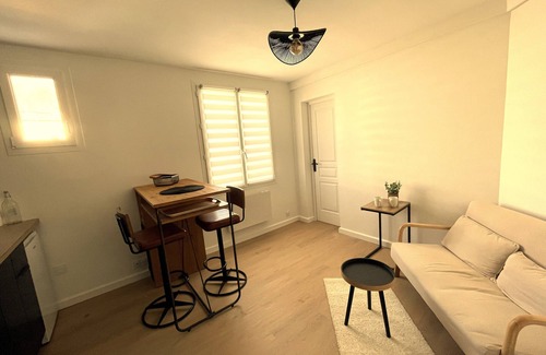 Bas de Venoix Apartamento | Cosy 2-room apartment with private parking