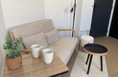 Bas de Venoix Apartamento | Cosy 2-room apartment with private parking