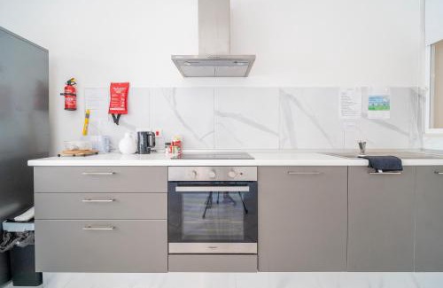 Xlendi Apartamento | Cosy 2BR Apt with private balcony in Xlendi by 360 Estates