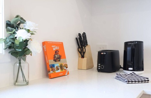 Henderson Apartamento | Cosy 2BR House in Awaroa Road