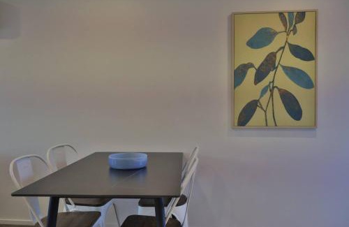 Henderson Casa | Cosy 2BR House in Awaroa Road