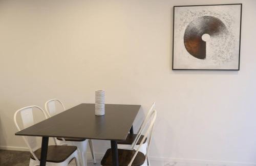 Henderson Casa | Cosy 2BR House in Awaroa Road