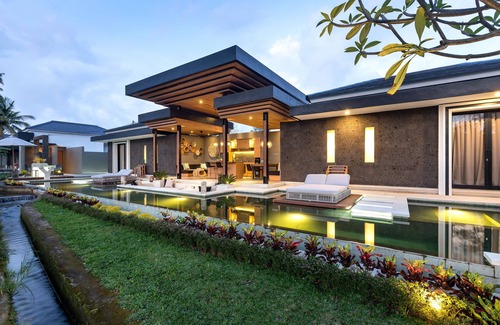 Pengosekan Villa | Cozy 2 bedroom villa, with breathtaking views of rice fields