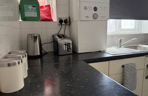 Oxford Casa | Cosy 3-Bedroom Home + Parking & Bus