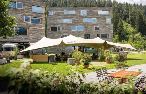 Laax Apartamento | Cosy Alpine by Interhome