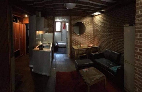 Anderlecht Apartamento | Habitación acogedora y sorprendente dentro de un apartamento