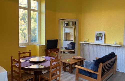 Eaux-Bonnes Apartamento | Cosy and bright apartment in Eaux-Bonnes center