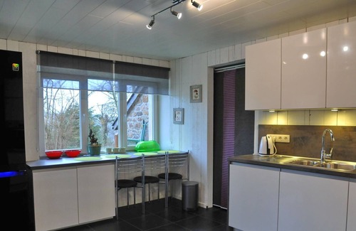 Erezee Casa | Acogedora casa de vacaciones en Erezée con un jardín soleado