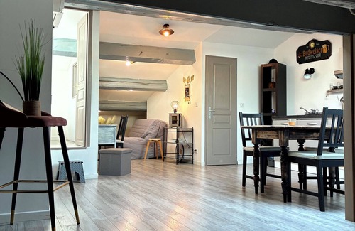 Saint-Zacharie Apartamento | Cosy and relaxing atmosphere in St Zacharie, in the heart of the village.