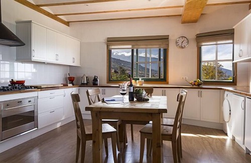 La Orotava Cabaña | Cosy and rustic farm house with pool, views, fresh and eggs.