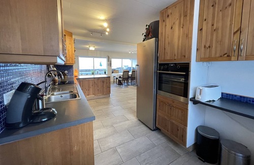 Akranes Casa | Cosy and Spacious house in Akranes, brilliant base to explore Iceland