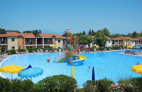 Cavalcaselle Apartamento | Acogedor apartamento para 6 personas con A/C, WIFI, piscina, TV, terraza y aparcamiento