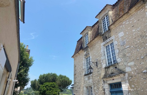 Sainte-Foy-la-Grande Apartamento | Cosy apartment in the bastide