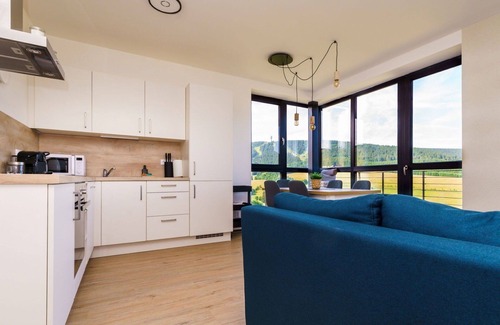 Loucna Pod Klinovcem Apartamento | Hermoso apartamento para 6 personas con WIFI, TV, balcón y aparcamiento