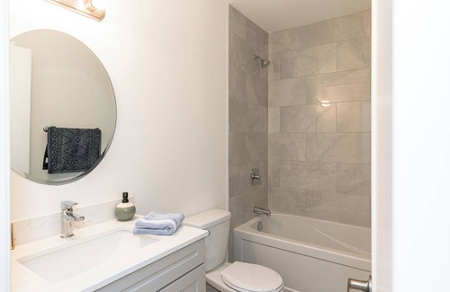 Barrie Apartamento | Cosy Apartment Downtown Barrie