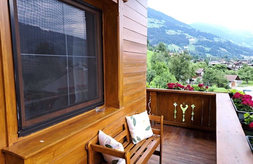 Burgstall Apartamento | Bonito apartamento para 10 personas con WIFI, TV, balcón y aparcamiento