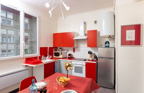 Intra Muros Apartamento | Acogedor apartamento para 3 personas con WIFI, TV, terraza y aparcamiento