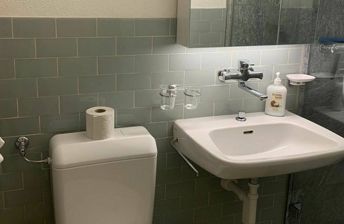 Engelberg Apartamento | Cosy apartment for 3 guests with WIFI, TV, balcony, pets allowed and parking