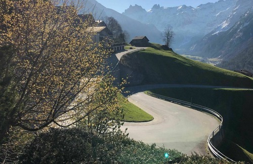 Engelberg Apartamento | Bonito apartamento para 2 personas con WIFI, TV, balcón, mascotas permitida y aparcamiento