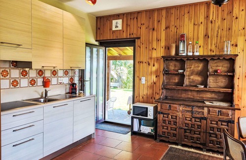 Besazio Apartamento | Hermoso apartamento con WIFI, piscina privada, TV, patio, vista panorámica y aparcamiento