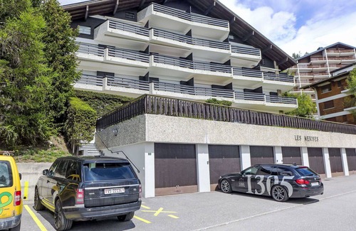 Montana Apartamento | Hermoso apartamento para 4 personas con WIFI, TV, balcón, vista panorámica y aparcamiento