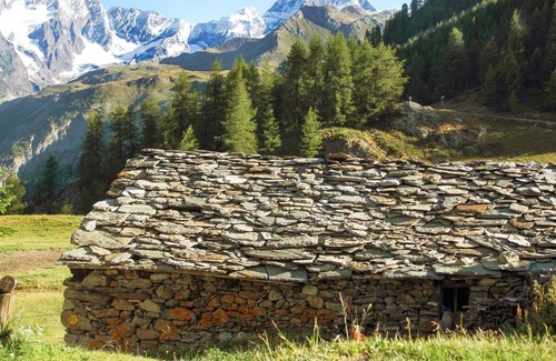 Paquier Apartamento | Cosy apartment for 4 guests with WIFI, TV, balcony, pets allowed and parking