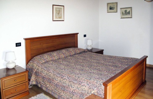 Fossalta Maggiore Apartamento | Hermoso apartamento para 4 personas con A/C, WIFI, TV, terraza, mascotas permitida y aparcamiento