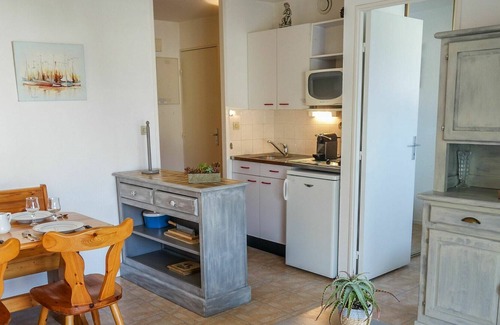 Pontaillac Apartamento | Cosy apartment for 4 people with WIFI, TV, balcony, pets allowed and parking