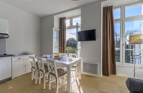 Baden Apartamento | Hermoso apartamento para 5 personas con WIFI, piscina, TV y aparcamiento