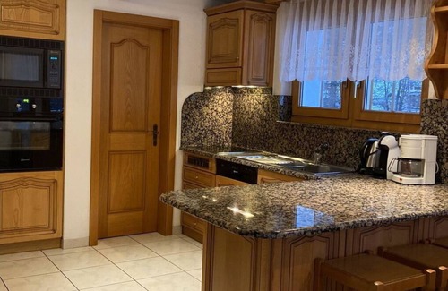 Saas Grund Apartamento | Bonito apartamento para 6 personas con WIFI, balcón y mascotas permitida